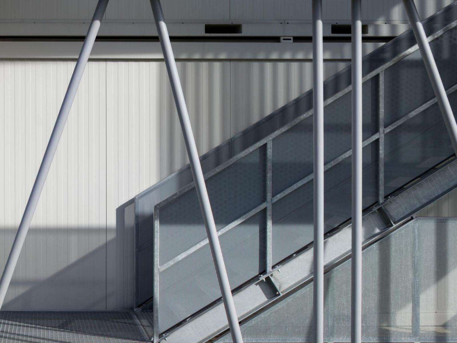Flüchtlingsunterkunft Erkrath Treppe